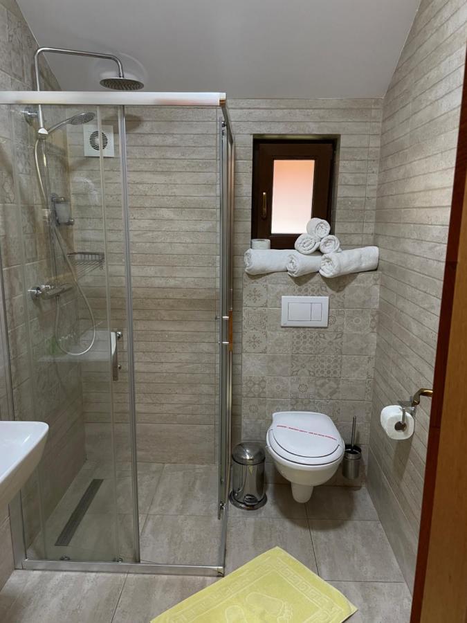 Villa Montana Борсек Экстерьер фото