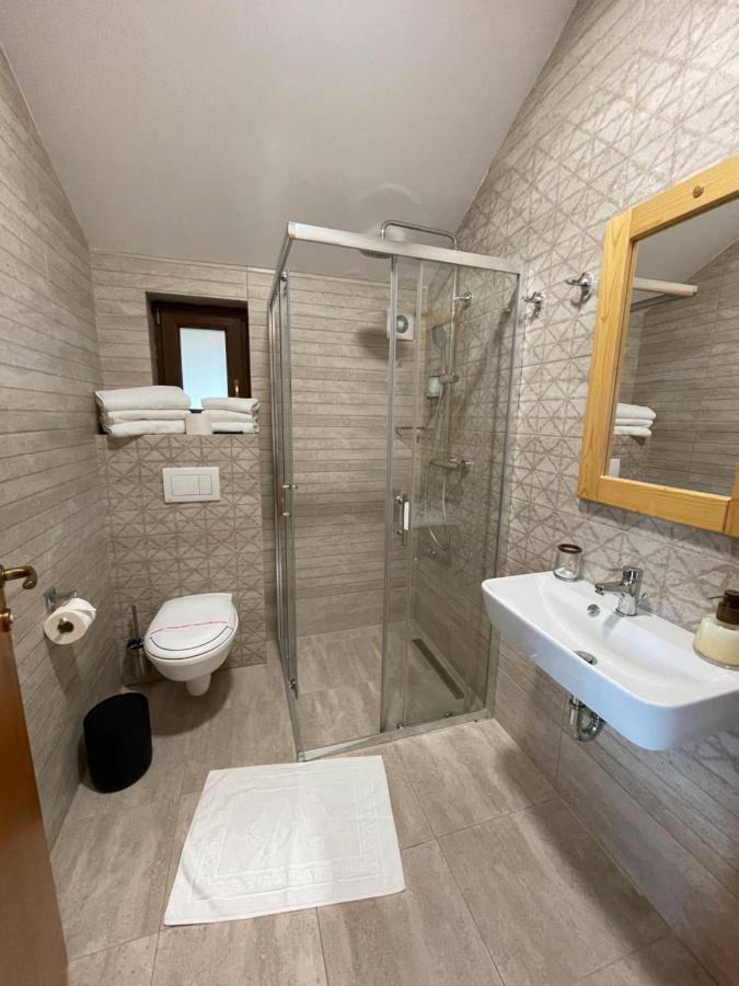Villa Montana Борсек Экстерьер фото